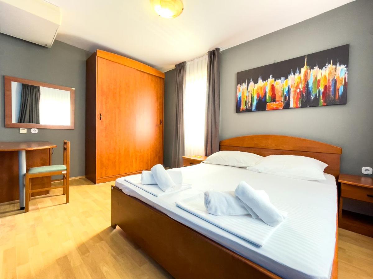 Grand - Premium Rooms & Apartments Selce Kültér fotó