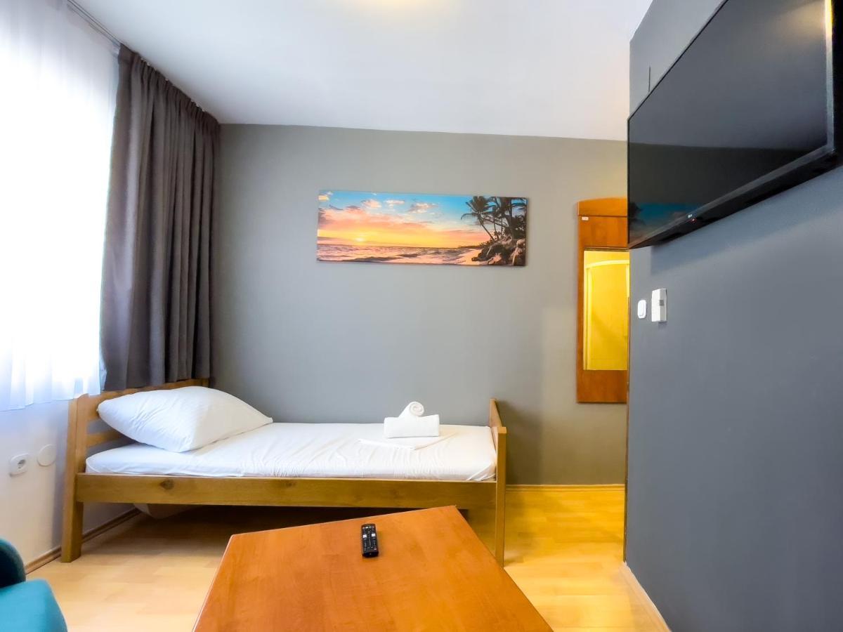 Grand - Premium Rooms & Apartments Selce Kültér fotó